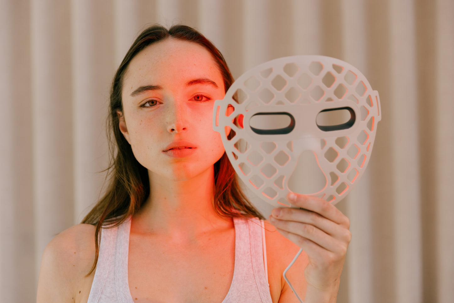 Likami Lume LED+ Masker